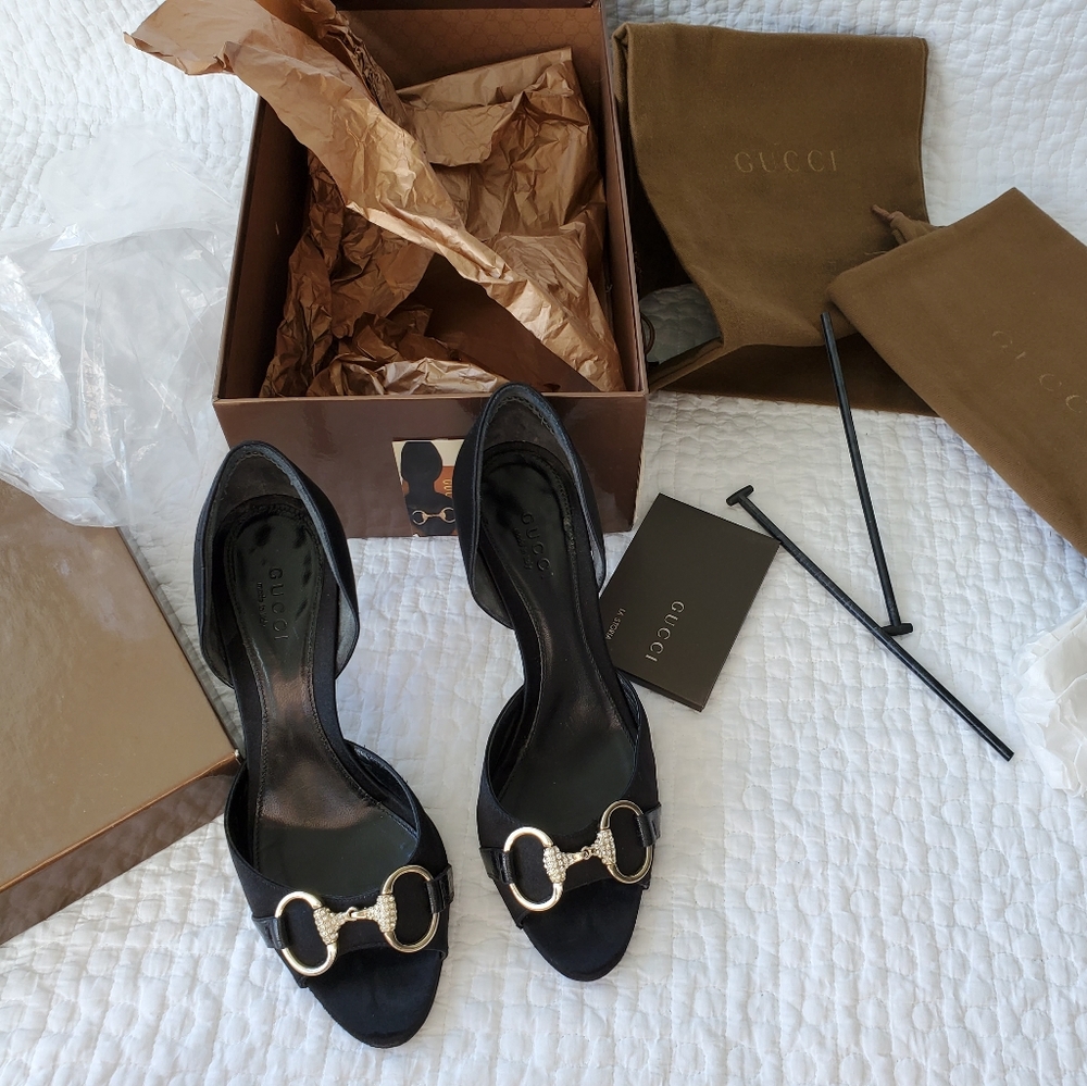 Authentic Gucci Horsebit Pumps Classic
